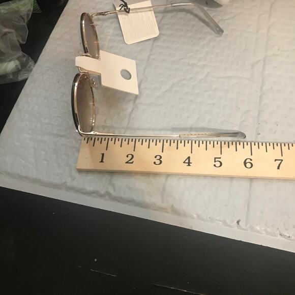 FOREVER 21 SUNGLASSES  ROUND NWT - Picture 8 of 9